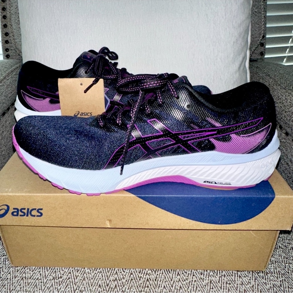 ASICS Black and Purple Athletic Shoes with Sleek Design